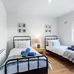 Rosamund Townhouse *