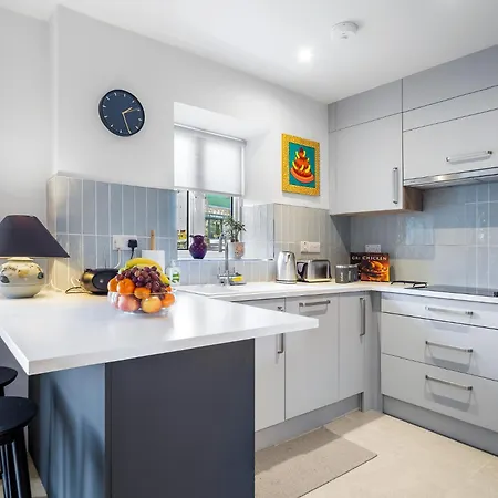 Rosamund Townhouse Clifden