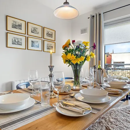 Rosamund Townhouse * Clifden