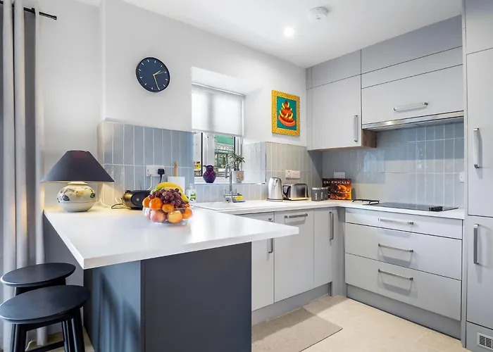 Rosamund Townhouse كليفدين