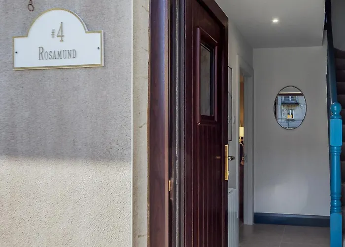 Rosamund Townhouse